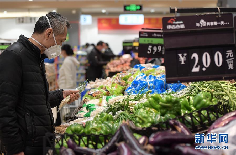 (在習(xí)近平新時(shí)代中國特色社會主義思想指引下——新時(shí)代新作為新篇章·習(xí)近平總書記關(guān)切事·圖文互動)(6)“菜籃子”里的力量——全國各地努力做好保障和改善民生工作在行動