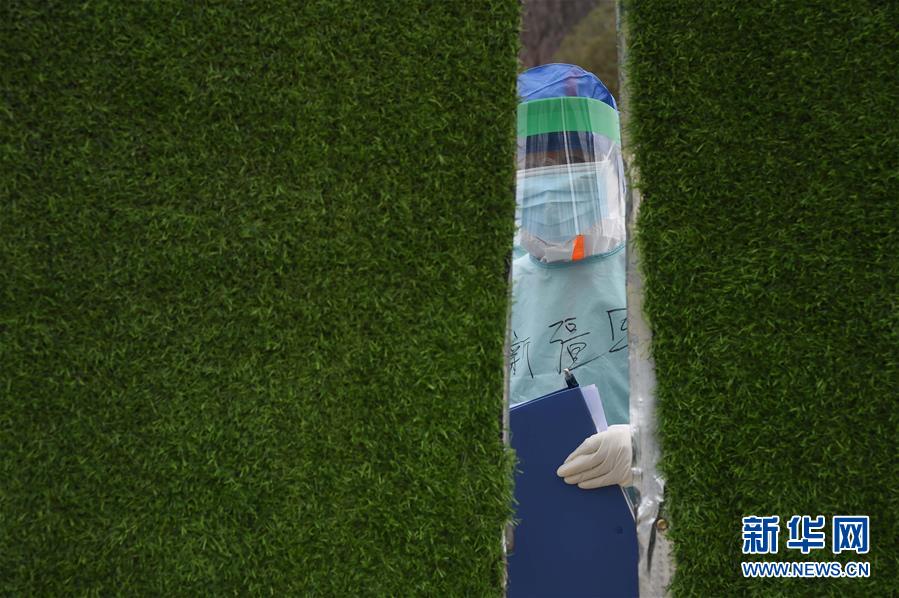 （聚焦疫情防控&middot;圖文互動）（6）軍隊(duì)新近承擔(dān)救治任務(wù)的兩所醫(yī)院全部投入使用 參照火神山醫(yī)院模式運(yùn)行