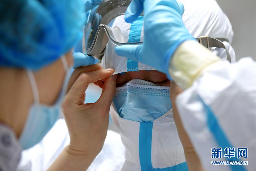 （新華全媒頭條&middot;圖文互動）（10）&ldquo;與國家同舟，與人民共濟&rdquo;&mdash;&mdash;新冠肺炎重癥救治同濟醫(yī)院戰(zhàn)&ldquo;疫&rdquo;直擊