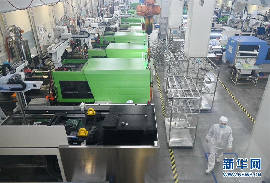 (來自經(jīng)濟(jì)前沿的故事·企業(yè)復(fù)工復(fù)產(chǎn)·圖文互動(dòng))(1)“危機(jī)中發(fā)現(xiàn)新商機(jī)”——中國(guó)科技制造企業(yè)復(fù)工復(fù)產(chǎn)觀察