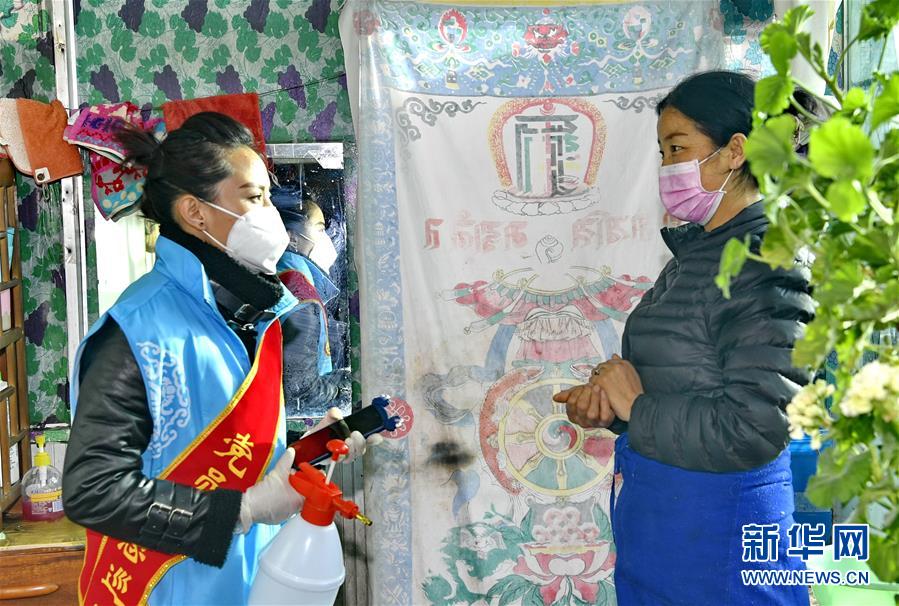 (新華全媒頭條·圖文互動(dòng))(9)血脈同心 共盼春來(lái)——疫情阻擊戰(zhàn)中的雪域故事