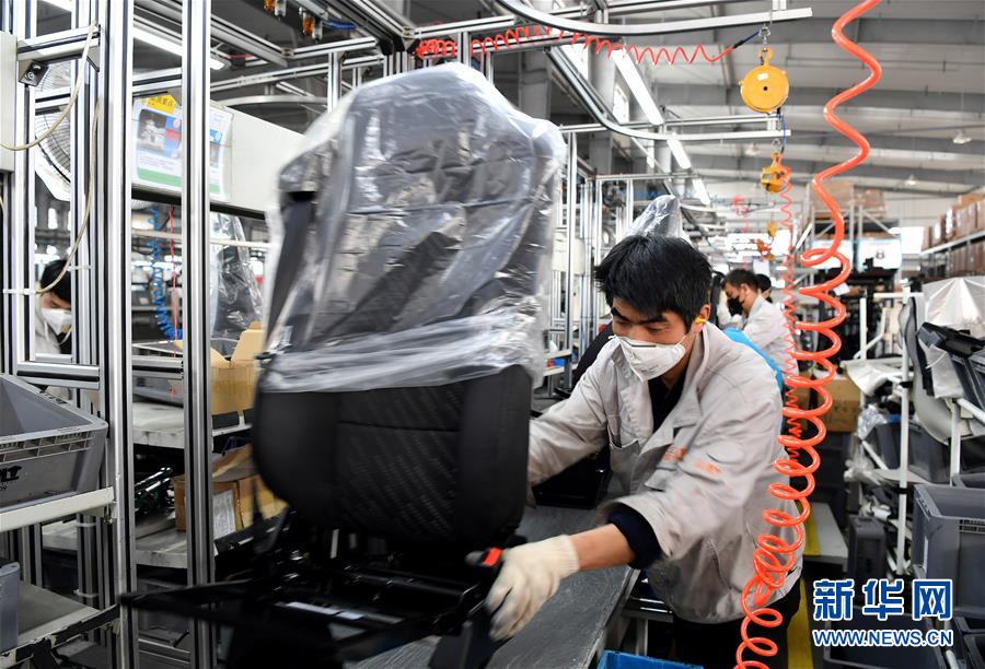 （圖文互動）（7）“春天到了，熟悉的生活正在慢慢回來”——陜西多地復(fù)產(chǎn)復(fù)工一線見聞