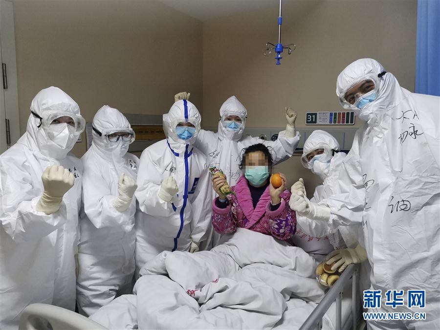 （在習(xí)近平新時(shí)代中國(guó)特色社會(huì)主義思想指引下&mdash;&mdash;新時(shí)代新作為新篇章&middot;習(xí)近平總書記關(guān)切事&middot;圖文互動(dòng)）（10）不放松！&mdash;&mdash;各地努力抓緊抓實(shí)抓細(xì)疫情防控