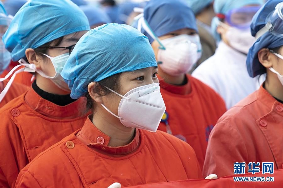 (新華全媒頭條·圖文互動)(10)赤子之歌——記奮戰(zhàn)在抗疫一線的90后白衣戰(zhàn)士