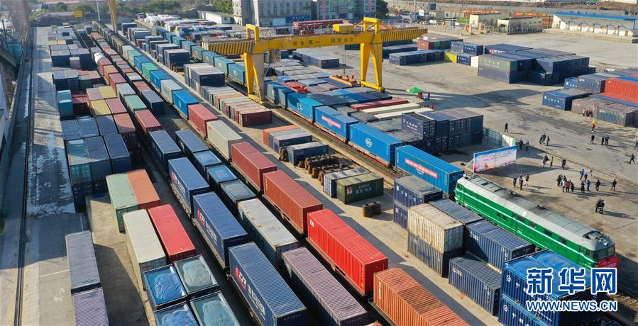 （抓好經(jīng)濟(jì)發(fā)展　應(yīng)對復(fù)雜局面&middot;圖文互動）（1）&ldquo;我們的訂單正回流&rdquo;&mdash;&mdash;江西外貿(mào)企業(yè)復(fù)工復(fù)產(chǎn)見聞