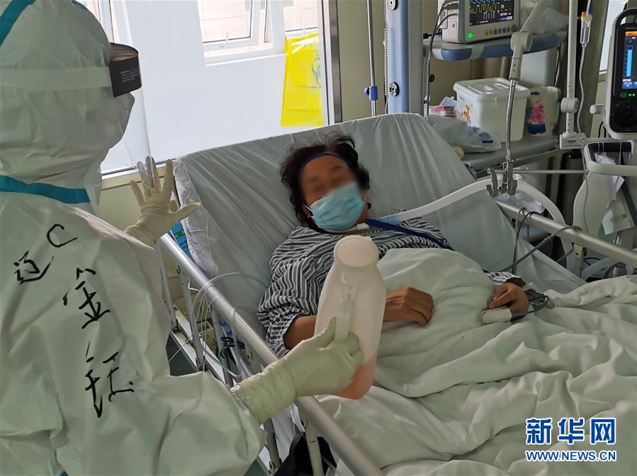 （一線抗疫群英譜&middot;圖文互動）（5）生命之光，溫暖&ldquo;無面之交&rdquo;&mdash;&mdash;記抗疫一線重癥監(jiān)護室90后護士金鈺 