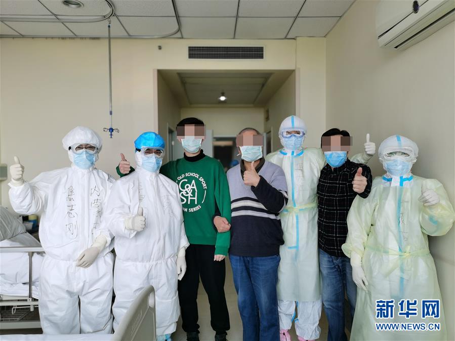 （聚焦疫情防控·圖文互動(dòng)）（2）重癥醫(yī)生王洪亮：“沖在前，守到底”