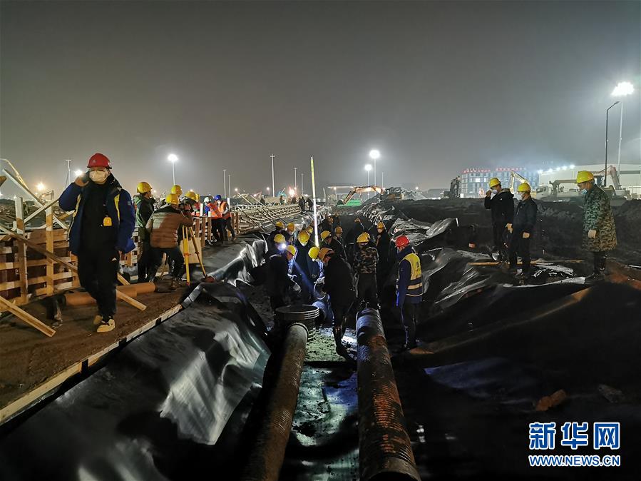 （一線抗疫群英譜&middot;圖文互動）（3）羅文浩：&ldquo;女兒，你的名字里有溫暖，有榮光！&rdquo;