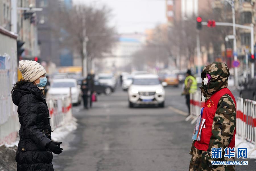 （習(xí)近平致敬的戰(zhàn)&ldquo;疫&rdquo;英雄&middot;志愿者篇&middot;圖文互動(dòng)）（12）他們，微光成炬照征程