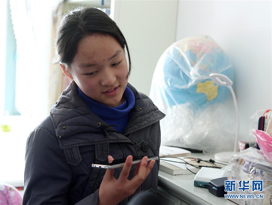 （新華全媒頭條&middot;習近平致敬的戰(zhàn)&ldquo;疫&rdquo;英雄&middot;武漢人民篇&middot;圖文互動）（1）壯哉，大武漢&mdash;&mdash;獻給英雄的武漢人民