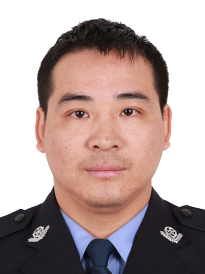 （一線(xiàn)抗疫群英譜&middot;圖文互動(dòng)）守護(hù)鄉(xiāng)親 不負(fù)青春&mdash;&mdash;追憶倒在抗疫一線(xiàn)的湖南邵陽(yáng)輔警王調(diào)兵