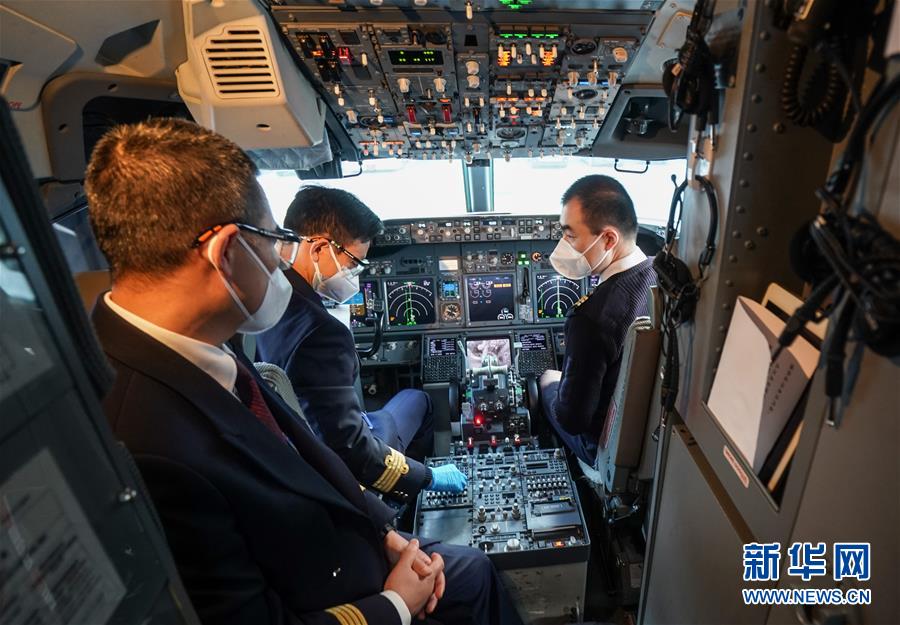 （新華全媒頭條&middot;圖文互動）（10）武漢重啟，不負(fù)春天&mdash;&mdash;寫在武漢&ldquo;解封&rdquo;之際