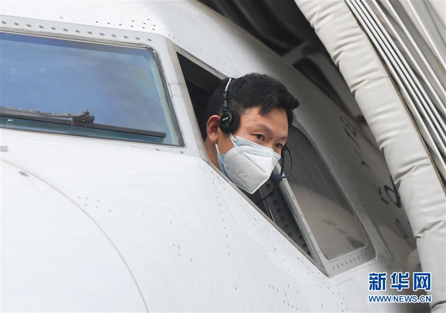 （新華全媒頭條&middot;圖文互動）（11）武漢重啟，不負(fù)春天&mdash;&mdash;寫在武漢&ldquo;解封&rdquo;之際