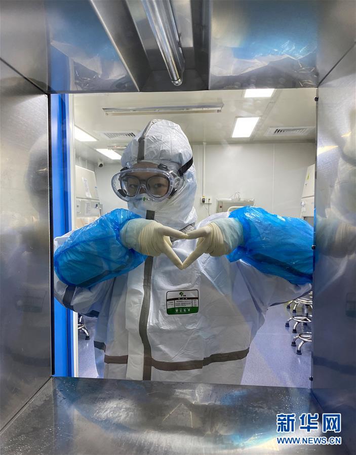 （一線抗疫群英譜&middot;圖文互動(dòng)）（1）&ldquo;95后&rdquo;大學(xué)生郝鶯歌：退掉車票，她選擇直面病毒