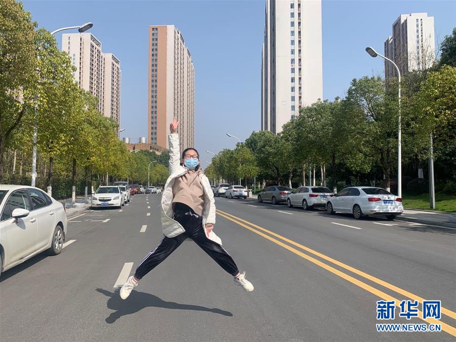 （一線抗疫群英譜&middot;圖文互動(dòng)）（3）&ldquo;95后&rdquo;大學(xué)生郝鶯歌：退掉車票，她選擇直面病毒