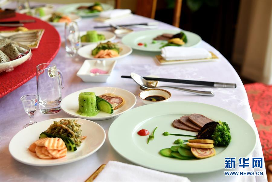 （聚焦復(fù)工復(fù)產(chǎn)&middot;圖文互動）（2）&ldquo;分得安心，吃得放心&rdquo;&mdash;&mdash;豫菜老字號的復(fù)工見聞