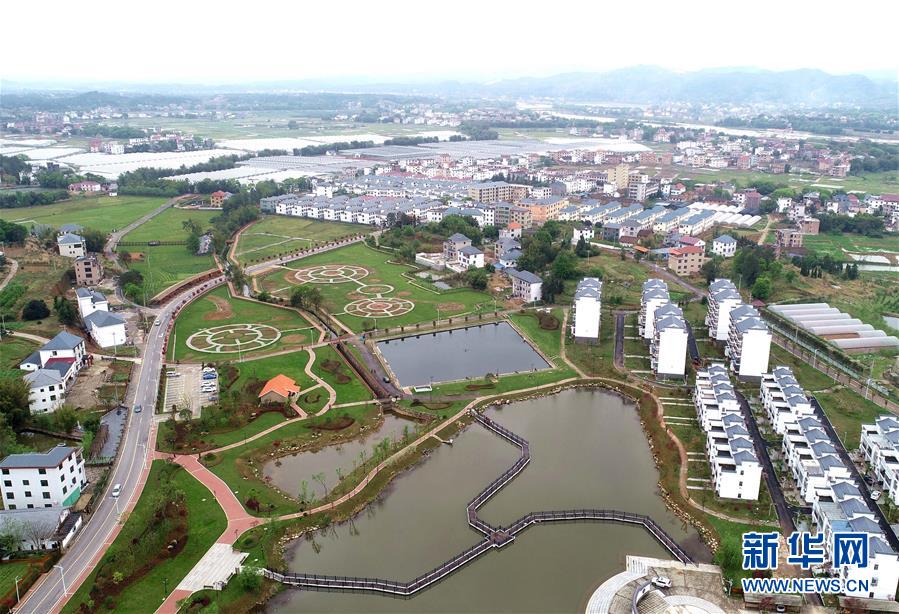 （新華全媒頭條&middot;圖文互動）（11）歷史坐標見證初心使命&mdash;&mdash;寫在江西革命老區(qū)貧困縣全部摘帽之際