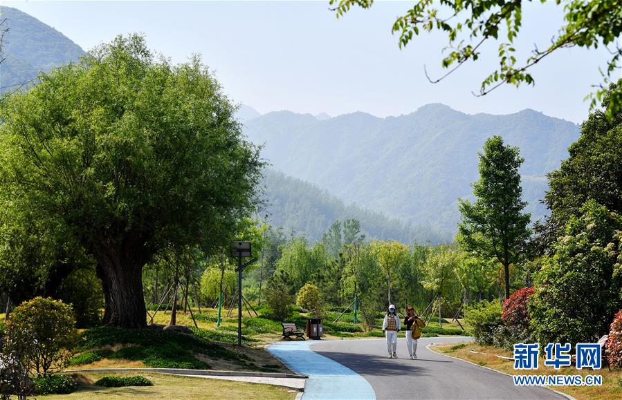 （新華全媒頭條&middot;圖文互動(dòng)）（8）循著習(xí)近平總書記的足跡，感受那山那水