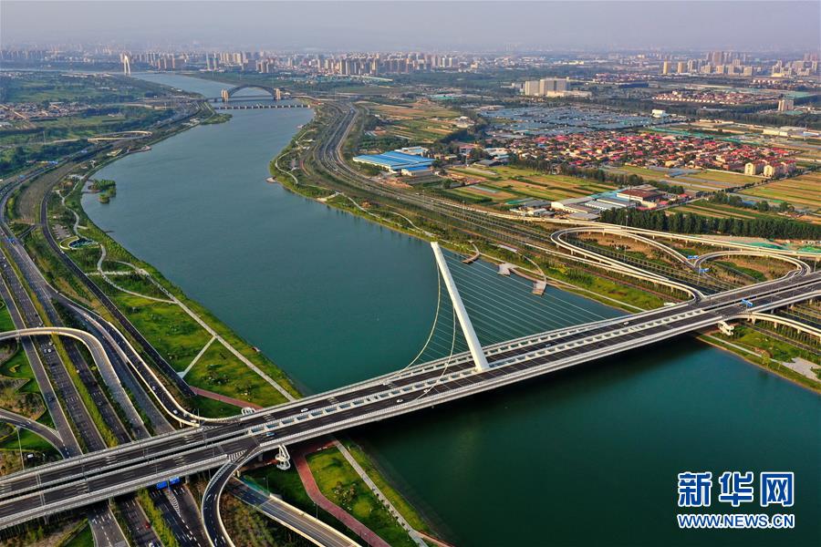 （在習(xí)近平新時代中國特色社會主義思想指引下&mdash;&mdash;新時代新作為新篇章&middot;習(xí)近平總書記關(guān)切事&middot;圖文互動）（1）在高質(zhì)量轉(zhuǎn)型發(fā)展中&ldquo;晉&rdquo;快奔跑