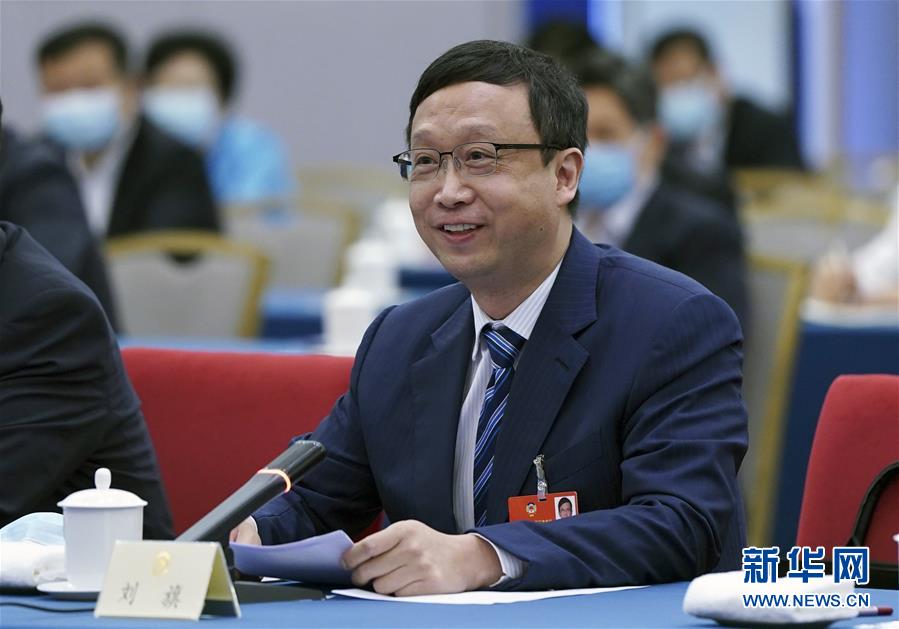 （新華全媒頭條&middot;圖文互動）（4）從人民中汲取磅礴力量&mdash;&mdash;習近平總書記同出席2020年全國兩會人大代表、政協(xié)委員共商國是紀實