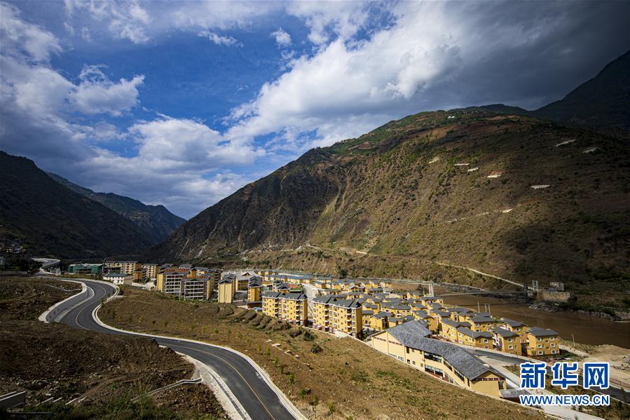 (新華全媒頭條·聚焦“三區(qū)三州”脫貧攻堅(jiān)·圖文互動(dòng))(3)向深度貧困“堡壘”發(fā)起最后總攻——寫(xiě)在“三區(qū)三州”脫貧攻堅(jiān)關(guān)鍵時(shí)點(diǎn)