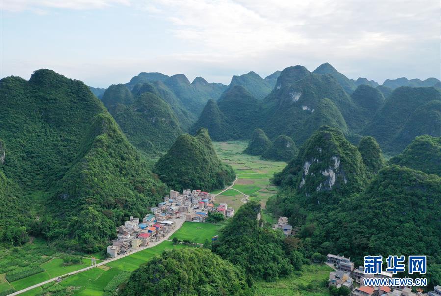 (新華全媒頭條·圖文互動(dòng))(1)幸福是這樣煉成的——毛南族的脫貧故事