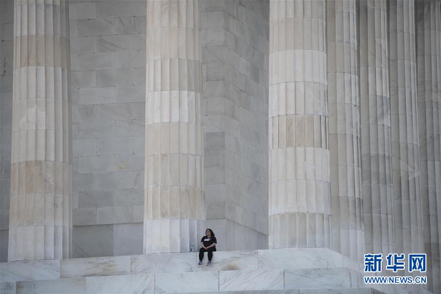 (國(guó)際疫情)(7)約翰斯·霍普金斯大學(xué):美國(guó)新冠死亡病例超12萬(wàn)例