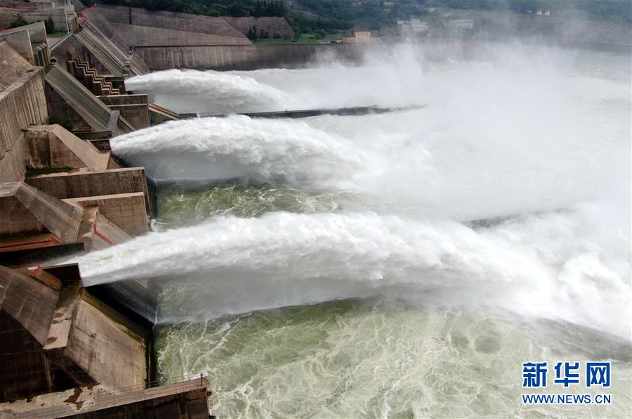 (社會)(3)黃河小浪底洪水調(diào)度運用模式平穩(wěn)演進