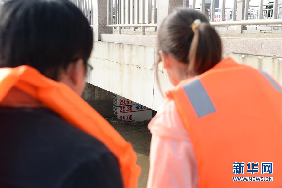 (圖文互動)(2)開閘前后——王家壩24小時(shí)