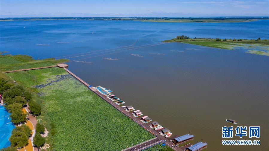 （在習(xí)近平新時(shí)代中國特色社會(huì)主義思想指引下&mdash;&mdash;新時(shí)代新作為新篇章&middot;習(xí)近平總書記關(guān)切事&middot;圖文互動(dòng)）（7）綠色映底蘊(yùn)，山水見初心&mdash;&mdash;生態(tài)優(yōu)先、綠色發(fā)展持續(xù)造福群眾美好生活