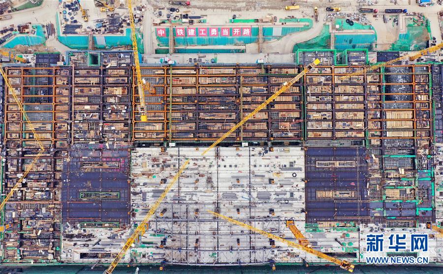 (新華全媒頭條·圖文互動(dòng))(11)“1毫米”之內(nèi)的智慧與引領(lǐng)——寫(xiě)在智能高鐵京雄城際全線軌道貫通之際