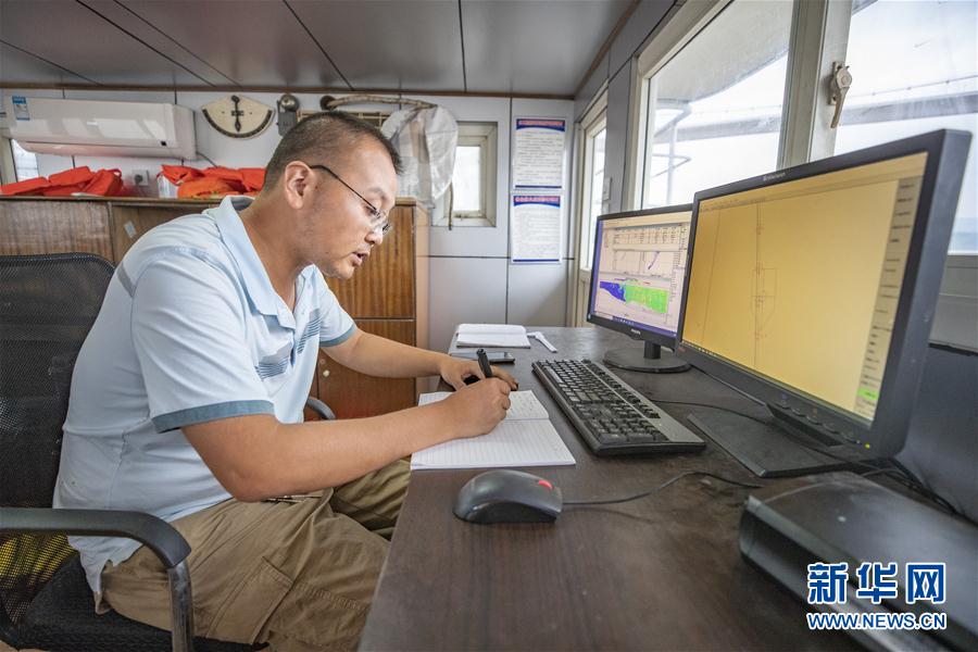 （防汛抗洪·圖文互動）（9）筑起防大汛的堅強防線——重慶防御長江、嘉陵江過境洪峰現(xiàn)場記錄