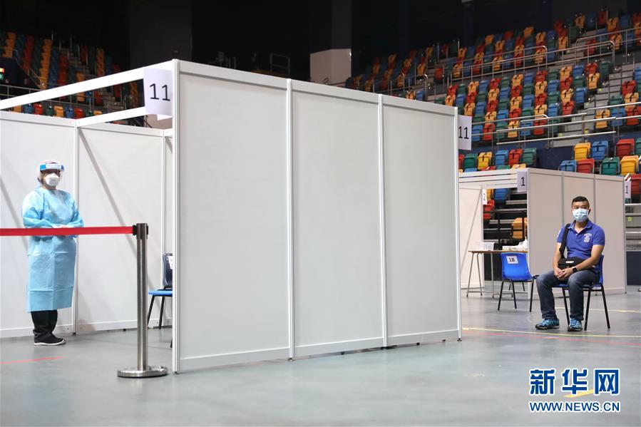 （圖文互動(dòng)）（3）特寫：新冠病毒普檢首日，香港市民踴躍參與