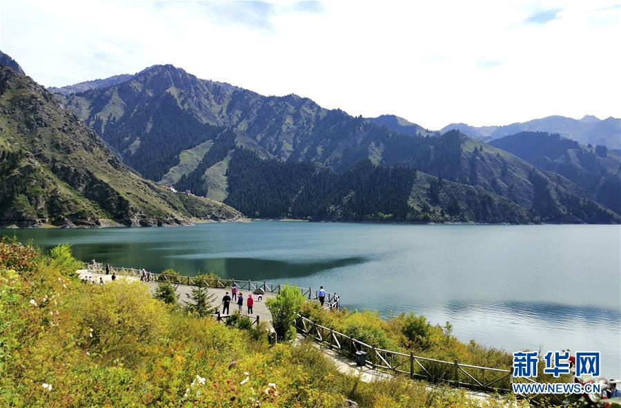 (圖文互動)(4)新疆逐步恢復正常生產(chǎn)生活秩序