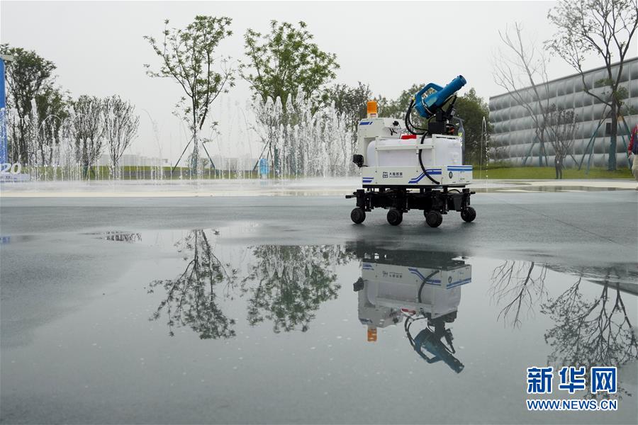 (在習近平新時代中國特色社會主義思想指引下——新時代新作為新篇章·習近平總書記關切事·圖文互動)(7)為經(jīng)濟育動能 讓生活更多彩——從2020智博會看智能產(chǎn)業(yè)發(fā)展新動向