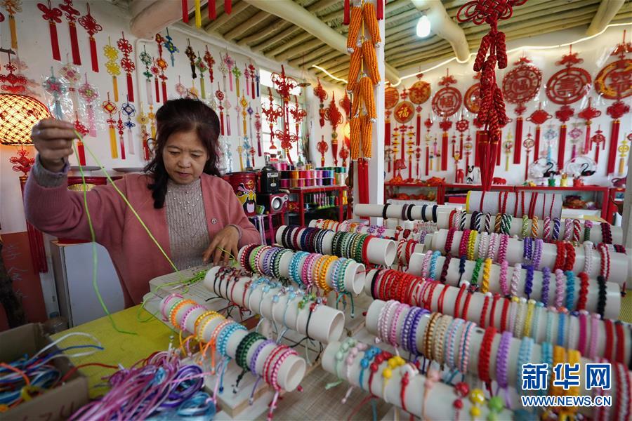 （全面建成小康社會(huì)&ldquo;百城千縣萬村調(diào)研行&rdquo;&middot;圖文互動(dòng)）（3）北戴河村：藝術(shù)院落&ldquo;點(diǎn)亮&rdquo;鄉(xiāng)村致富路