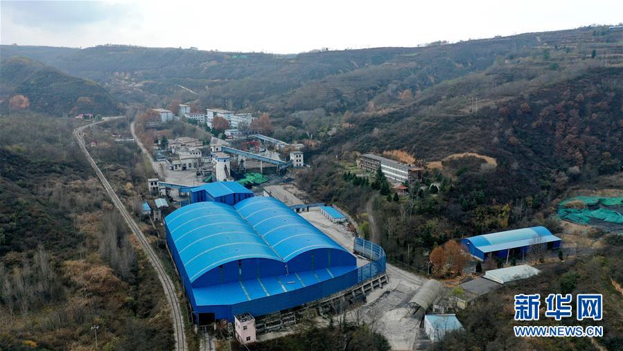 （新華網(wǎng)）（1）陜西銅川&ldquo;11&middot;4&rdquo;喬子梁煤礦事故4名遇難礦工遺體升井