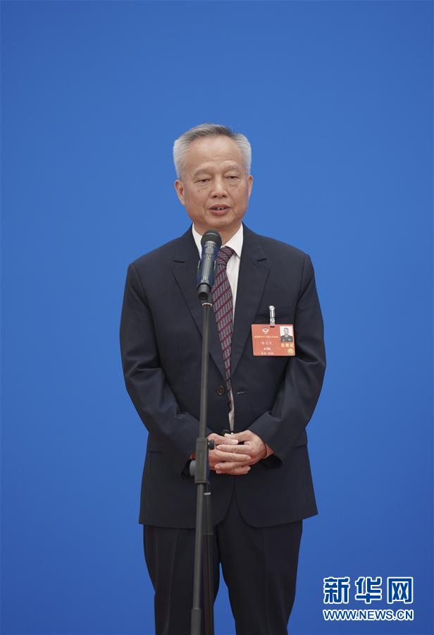 (兩會(huì)·政協(xié)開(kāi)幕)(3)接受采訪(fǎng)