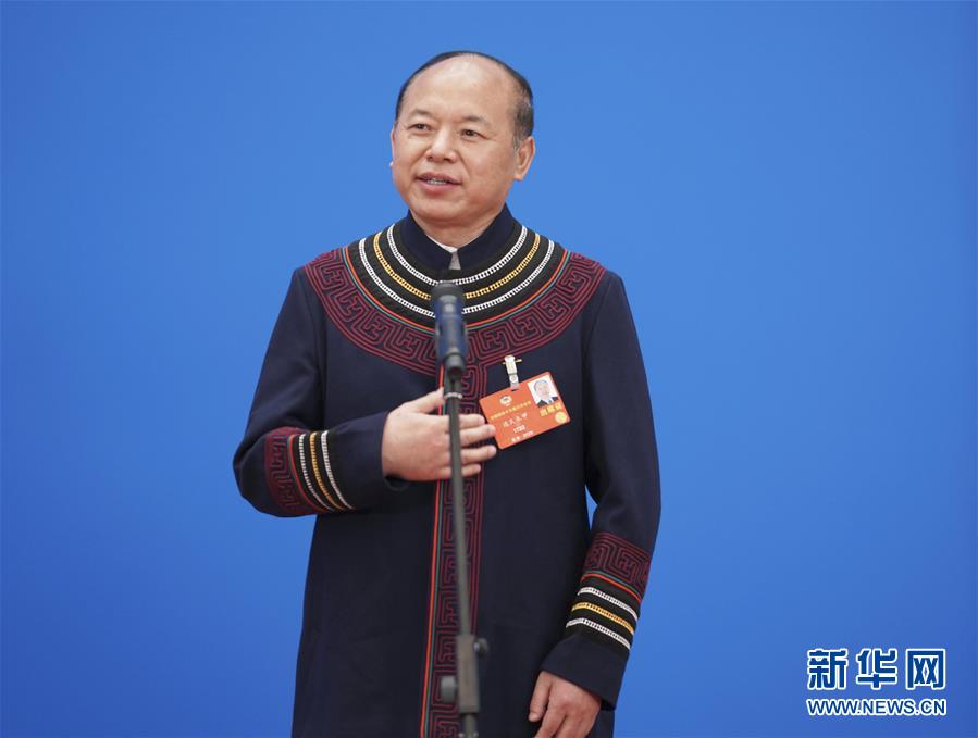 (新華全媒頭條·兩會特別報道·圖文互動)(4)凝聚起決戰(zhàn)決勝的人民偉力——2020年全國兩會巡禮