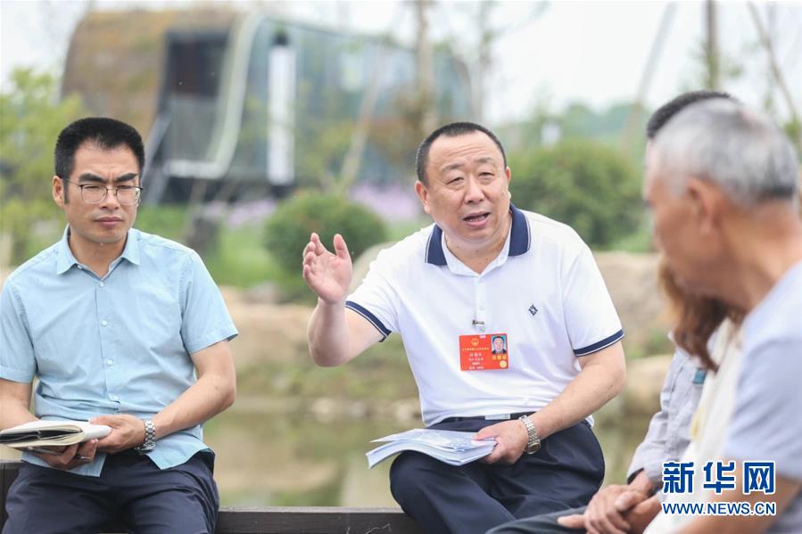 （新華全媒頭條&middot;兩會(huì)精神看落實(shí)&middot;圖文互動(dòng)）（2）整體謀劃、系統(tǒng)升級、全面提升&mdash;&mdash;落實(shí)全國兩會(huì)精神織牢織密公共衛(wèi)生防護(hù)網(wǎng)