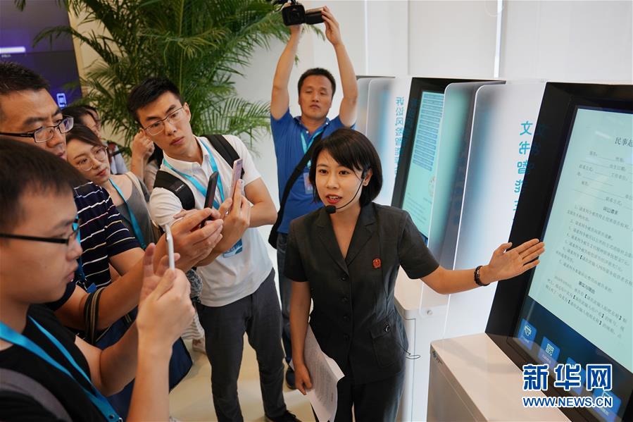 (新華全媒頭條·圖文互動)(1)潮起東方萬象新——以習(xí)近平同志為核心的黨中央團(tuán)結(jié)帶領(lǐng)全黨全軍全國各族人民貫徹落實(shí)黨的十九大精神紀(jì)實(shí)