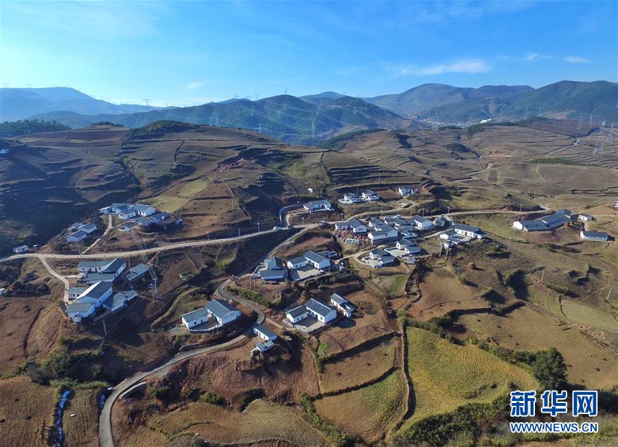 (新華全媒頭條·圖文互動)(10)潮起東方萬象新——以習(xí)近平同志為核心的黨中央團(tuán)結(jié)帶領(lǐng)全黨全軍全國各族人民貫徹落實(shí)黨的十九大精神紀(jì)實(shí)