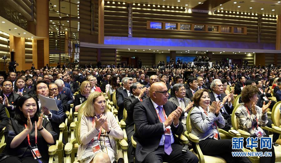 (新華全媒頭條·圖文互動)(12)潮起東方萬象新——以習(xí)近平同志為核心的黨中央團(tuán)結(jié)帶領(lǐng)全黨全軍全國各族人民貫徹落實(shí)黨的十九大精神紀(jì)實(shí)