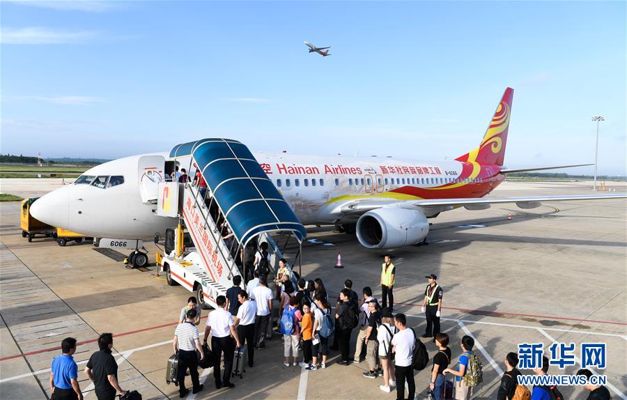 （在習(xí)近平新時代中國特色社會主義思想指引下&mdash;&mdash;新時代新作為新篇章&middot;總書記關(guān)切開放事&middot;圖文互動）（1）開放的故事講不完&mdash;&mdash;海南開放再&ldquo;提速&rdquo;