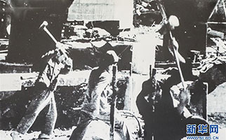 一曲壯麗的鋼鐵史詩&mdash;&mdash;鞍鋼與共和國(guó)風(fēng)雨同行70載實(shí)錄