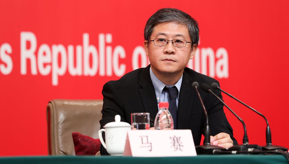 廣場專家組組長、清華大學(xué)美術(shù)學(xué)院黨委書記馬賽介紹相關(guān)情況