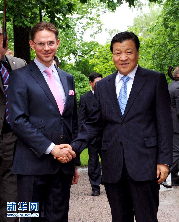 6月12日，中共中央政治局常委、中央書記處書記劉云山在赫爾辛基會見芬蘭總理卡泰寧。 新華社記者饒愛民攝