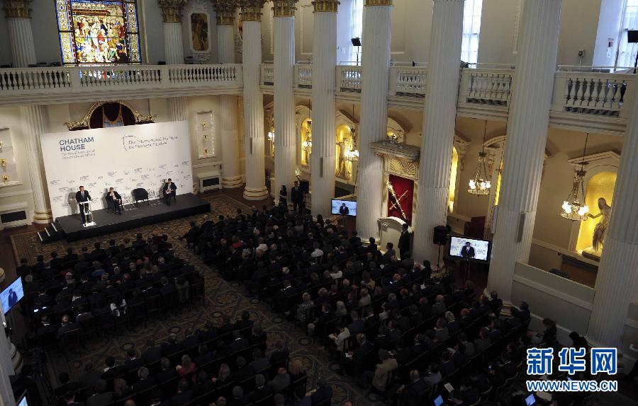 6月18日，國務(wù)院總理李克強在倫敦金融城市長官邸面向英國皇家國際問題研究所和國際戰(zhàn)略研究所兩大智庫發(fā)表題為《共建包容發(fā)展的美好世界》的演講。新華社記者 張鐸 攝