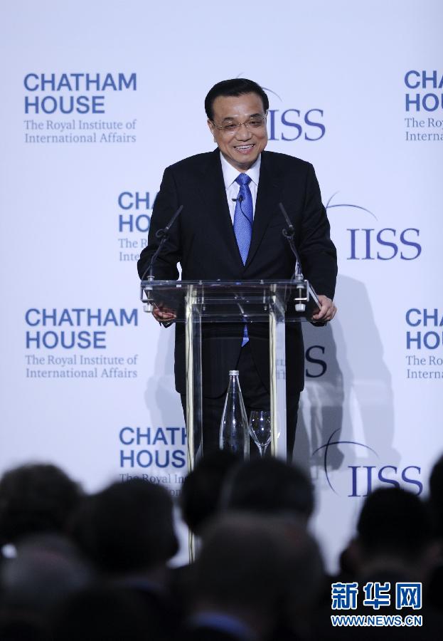 6月18日，國務(wù)院總理李克強在倫敦金融城市長官邸面向英國皇家國際問題研究所和國際戰(zhàn)略研究所兩大智庫發(fā)表題為《共建包容發(fā)展的美好世界》的演講。新華社記者 張鐸 攝 