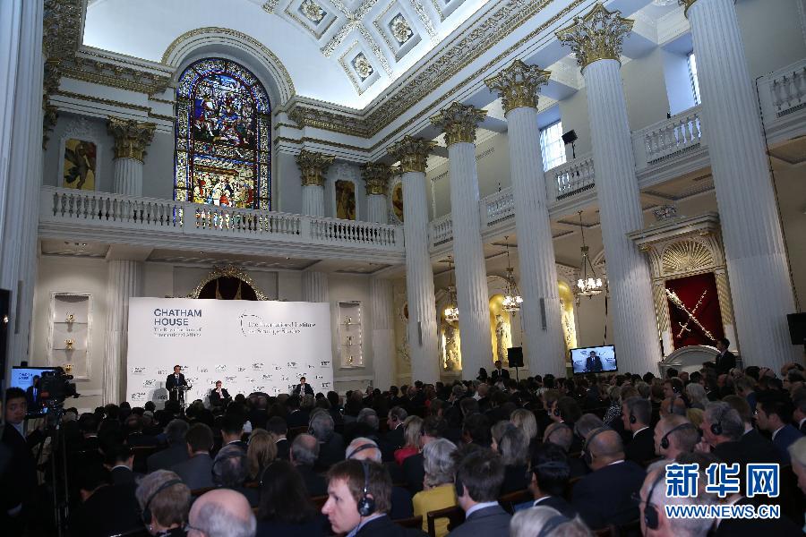 6月18日，國務(wù)院總理李克強在倫敦金融城市長官邸面向英國皇家國際問題研究所和國際戰(zhàn)略研究所兩大智庫發(fā)表題為《共建包容發(fā)展的美好世界》的演講。新華社記者 龐興雷 攝 